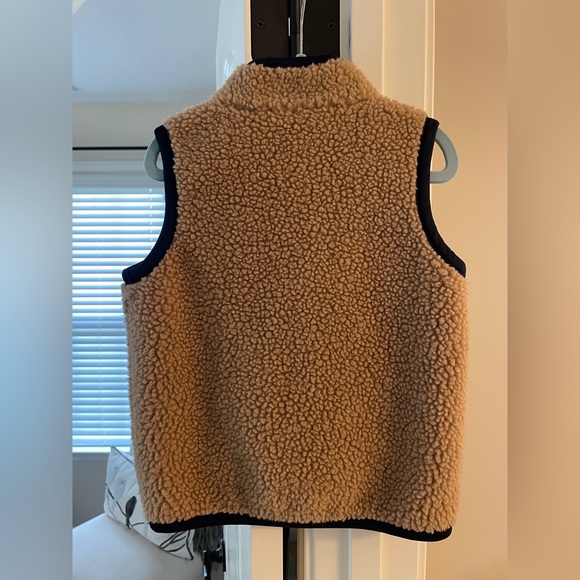 Old Navy 3T Sherpa Vest - Picture 2 of 3